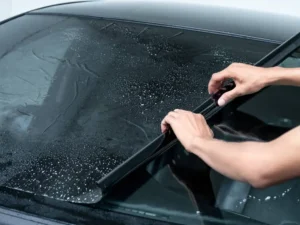 کاور محافظ شیشه جلو